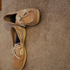 Blue sperry size 8